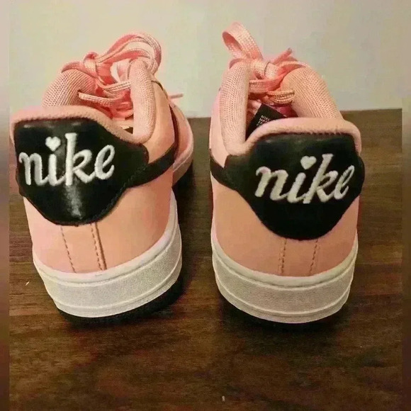 Nike Air Force 1 Valentine Day Bleached Coral Low Top Sneaker 4Y BQ6980-600 - Picture 6 of 12